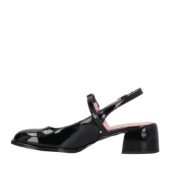 Chanel vernice nera